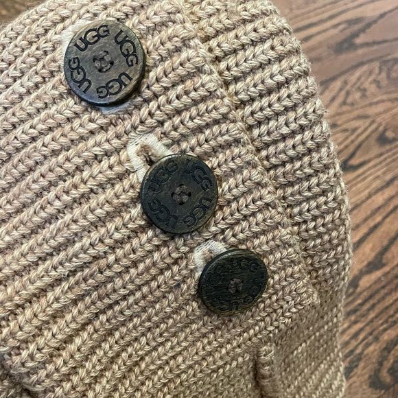 EUC UGG Cardy Sweater Sock Boots Sz. 7 Tan - Picture 7 of 9
